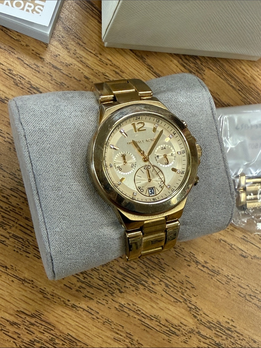 Michael Kors MK6434 Gold Tone Chronograph Watch Date Dial Bracelet Watch - Picture 3 of 12